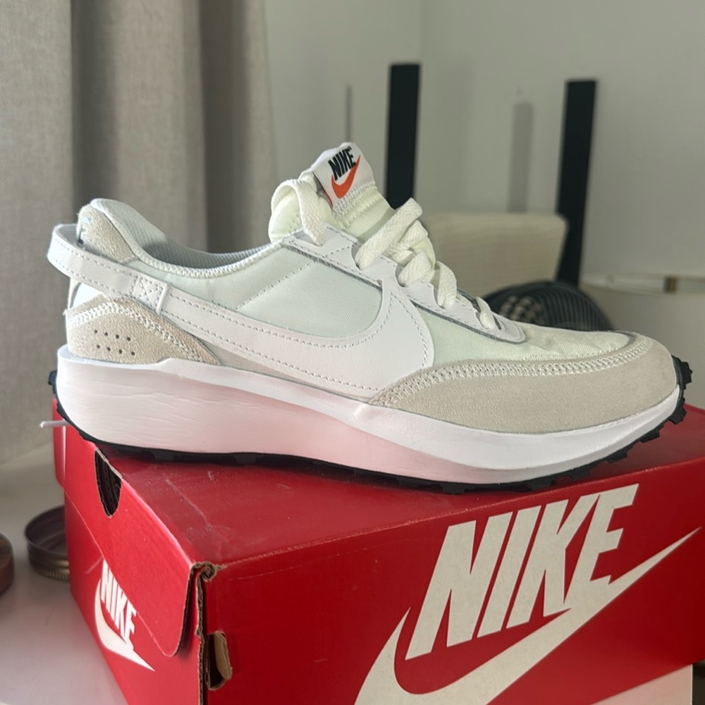 Woman shoes